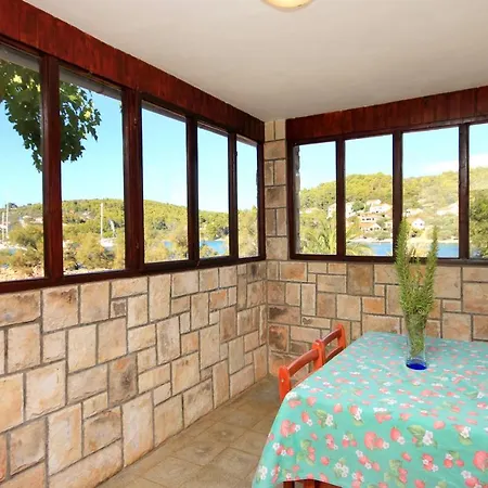 Semesterbostad Seaside Holiday House Cove Gradina, Korcula - 4457 *